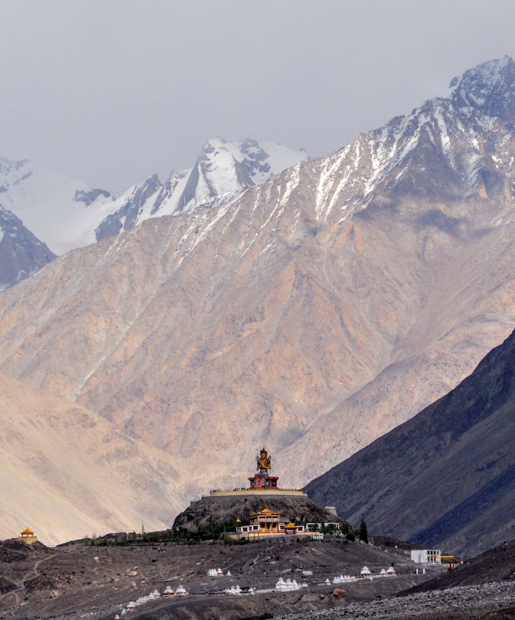 Maitreya%20Buddha%20in%20the%20lap%20of%20mountains%20in%20Diskit,%20Nubra%20Valley,%20Ladakh